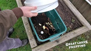 5 Minute Compost Bin  Composting for Beginners [upl. by Pinkerton]