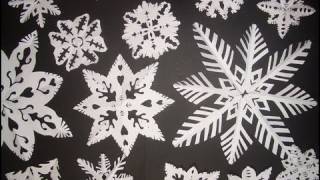 Come fare i fiocchi di NEVE di CARTA  How to do PAPER SNOWFLAKES ENGLISH SUBS [upl. by Lambertson]