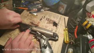 Whats inside a Daisy BB pistol model 188 [upl. by Lola]